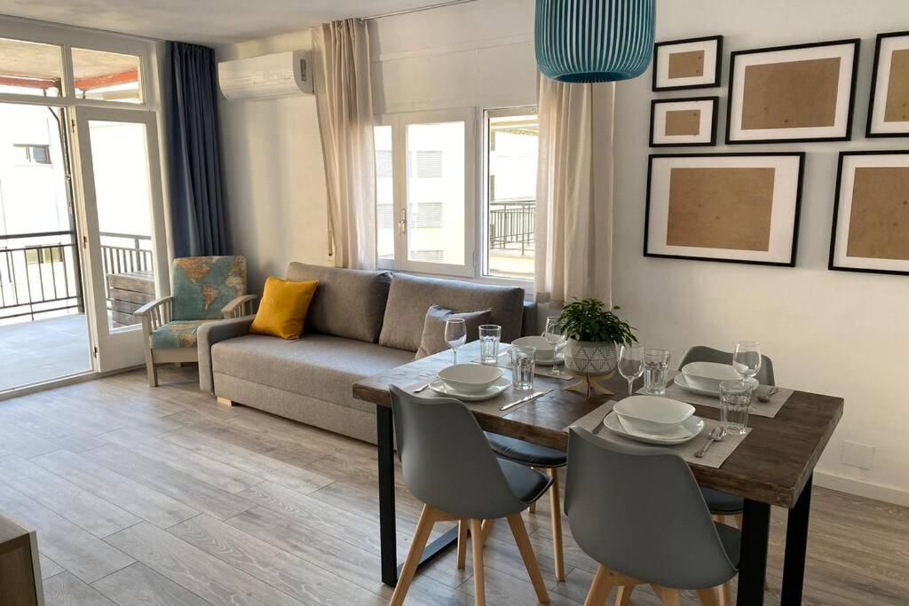 Апартаменти Amplio Apartamento Seaview Салоу Екстер'єр фото