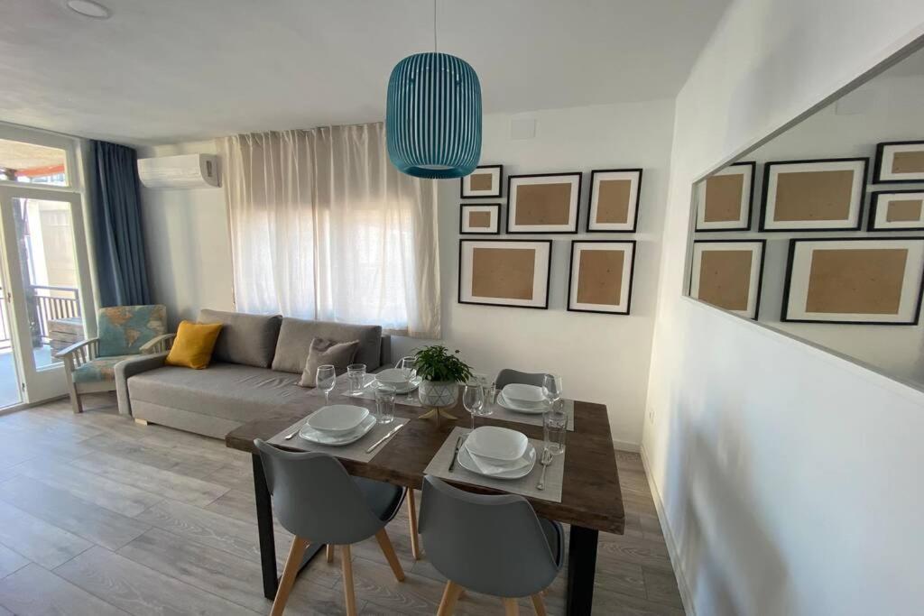 Апартаменти Amplio Apartamento Seaview Салоу Екстер'єр фото